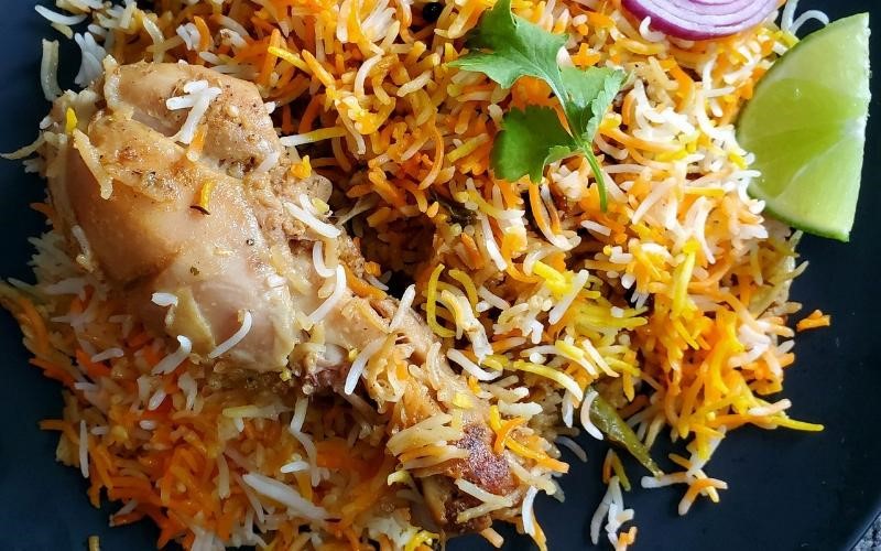 Dum-Murg-ki-Kacchi-Biryani