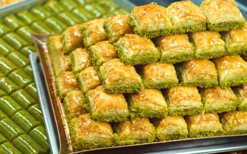 Hodas-Moms-Baklava-1