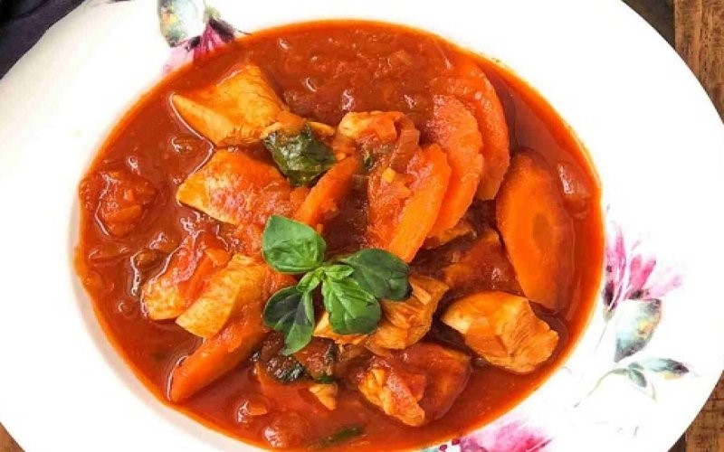 Tomato-Basil-Chicken-Curry