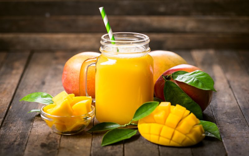mango-smoothie