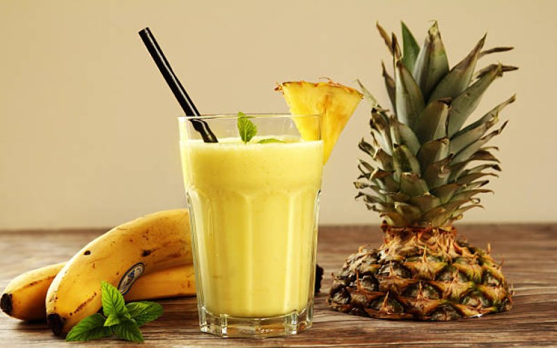 tropical-pineapple-smoothie