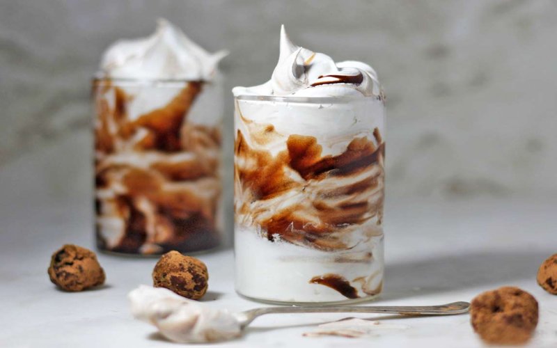 almond-cashew-and-cream-parfaits almond-cashew-and-cream-parfaits