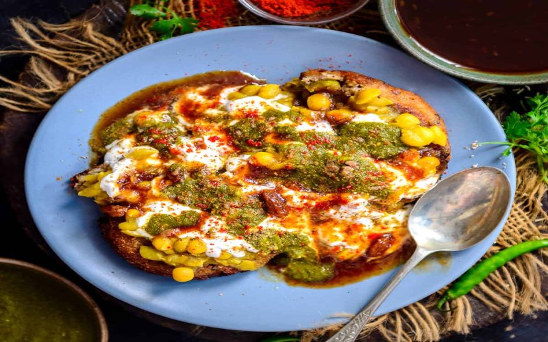 dahi-aloo-tikki-chaat