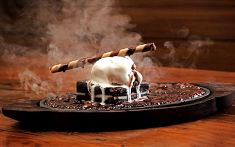 darling-namma-veedu-sizzling-brownie