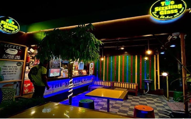 the-sizzling-glass-cafe
