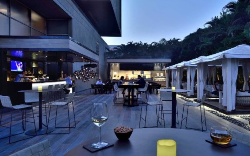 vibe-bar--grill
