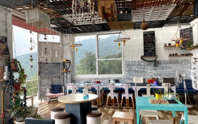 cafe-himalayan-musafir