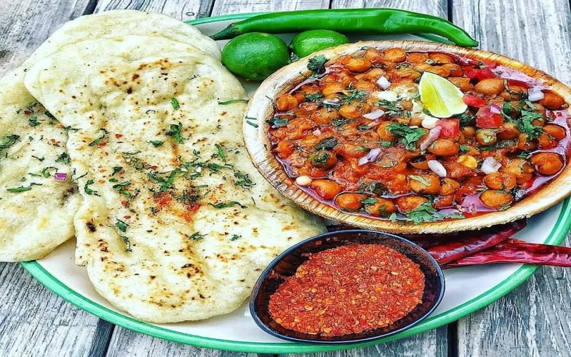 chole-kulche chole-kulche