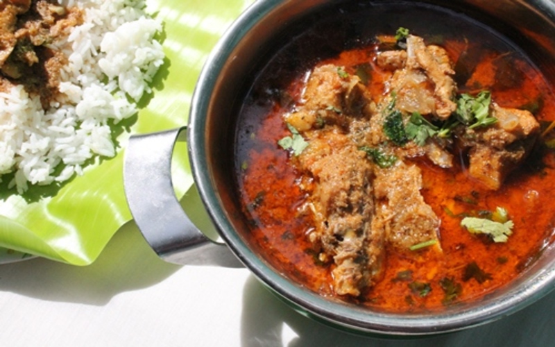 naatu-kozhi-kulambu