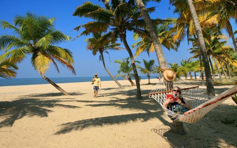 abad-turtle-beach