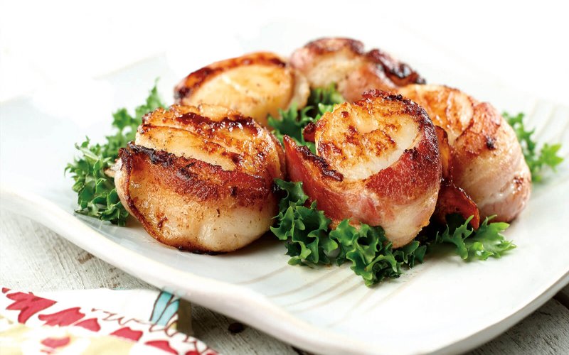 bacon-wrapped-scallops