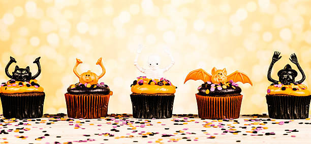 Halloween Cupcake Characters: Scaredy Cat, Pumpkin, Ghost, Bat and Witch