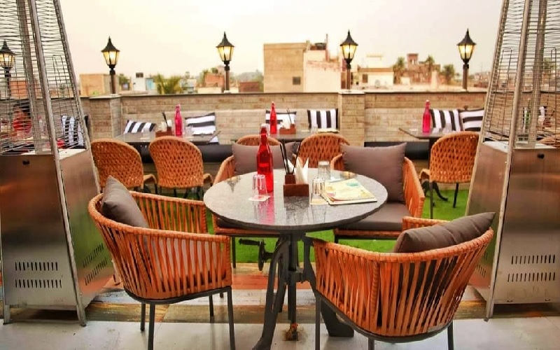 level-t-rooftop-lounge