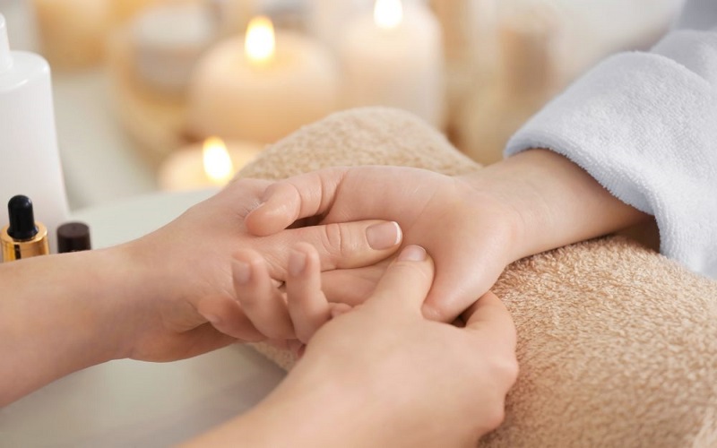 massage-your-hands