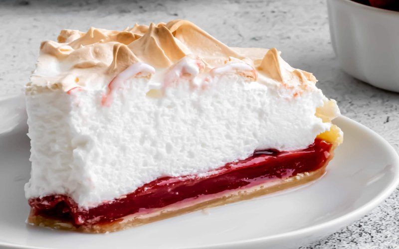 raspberry-meringue-pie