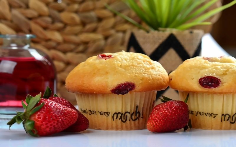 strawberry-muffins