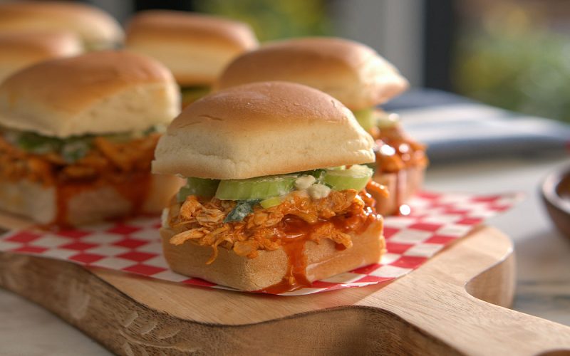 baked-chicken-cheese-sliders baked-chicken-cheese-sliders