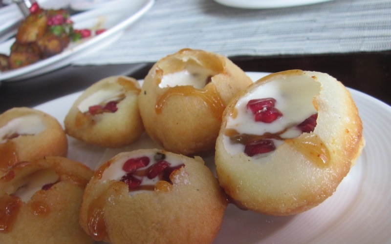 dahi-chutney-gol-gappe