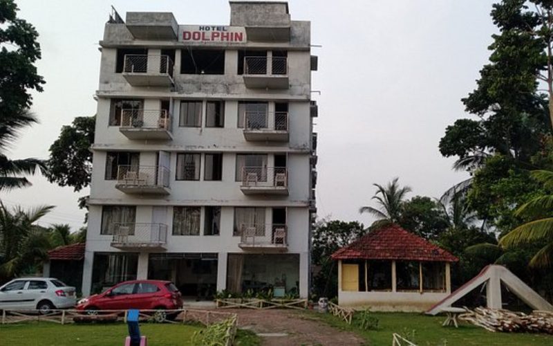 dolphin-hotel