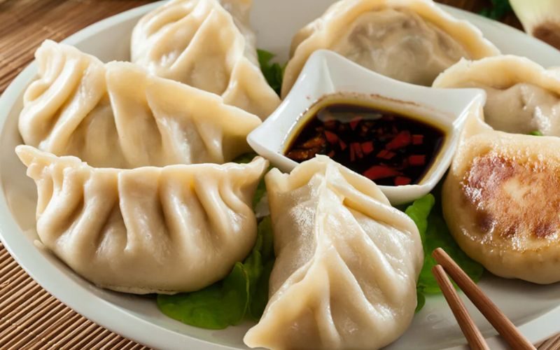 momos