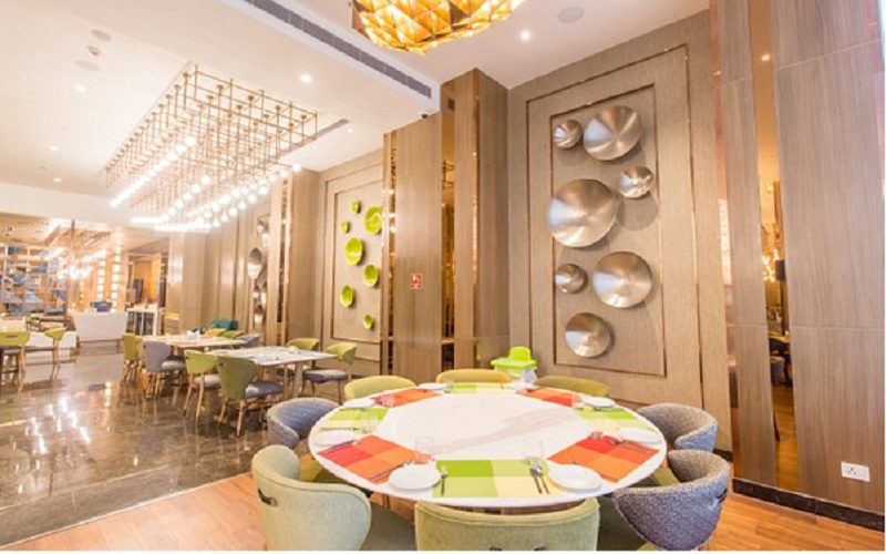 viva-at-holiday-inn viva-at-holiday-inn