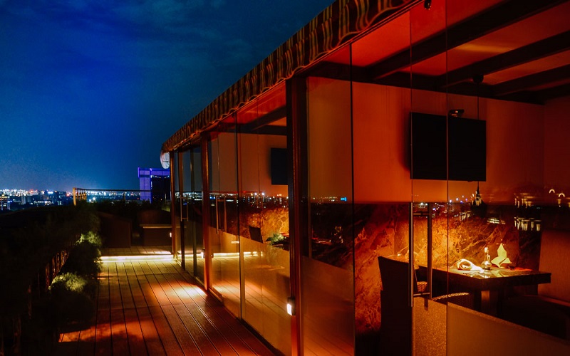 the-rooftop-lounge